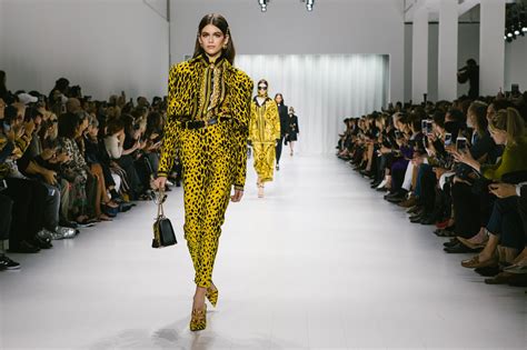 Kaia Gerber Opens Up About Sharing the Versace Runway With 